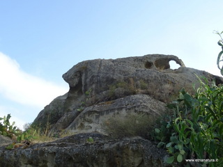 Pietra Perciata Taormina